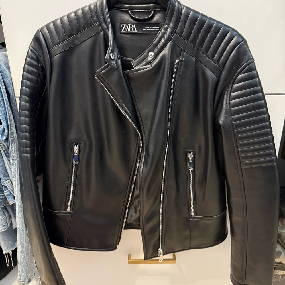 Zara Quilted Black Leather Jacket - Picture 2 of 4